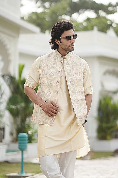 Jacquard Yellow Jacket Set